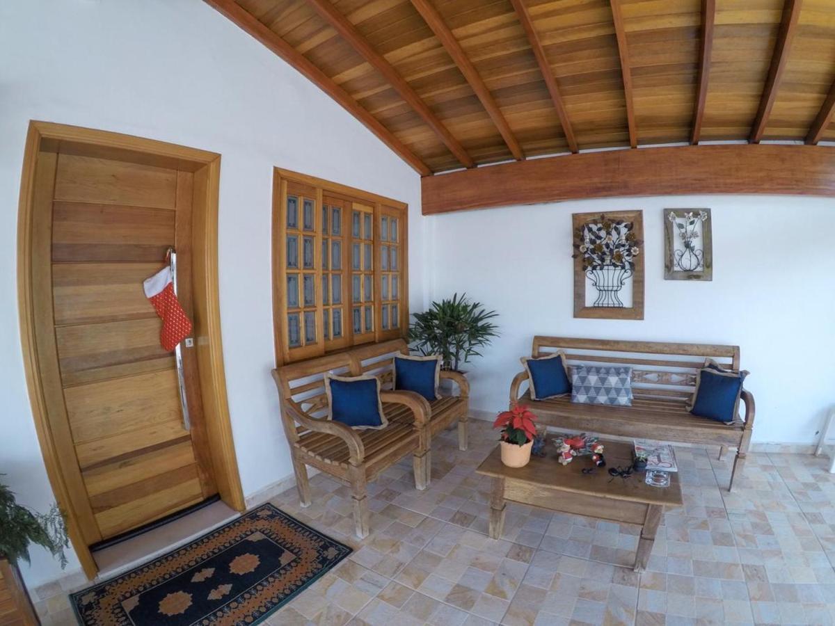 Poços de Caldas Corona Hostel מראה חיצוני תמונה